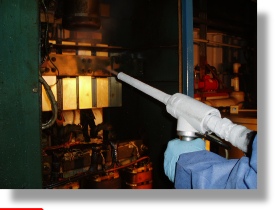 dry ice blasting cleans equipment